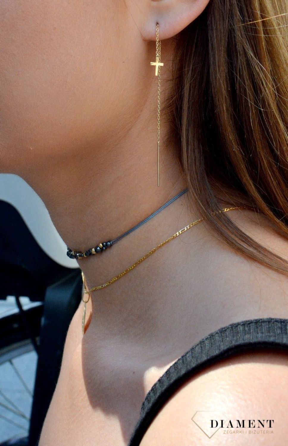 Złote kolczyki krzyżyki przeciągane łańcuszki pr 333 KL 6201 333. Złote kolczyki 333 przeciągane łańcuszki z krzyżykami. Jeśli cenisz sobie minimalizm w dodatkach wybierz subtelne kolczyki kulki wyko.jpg